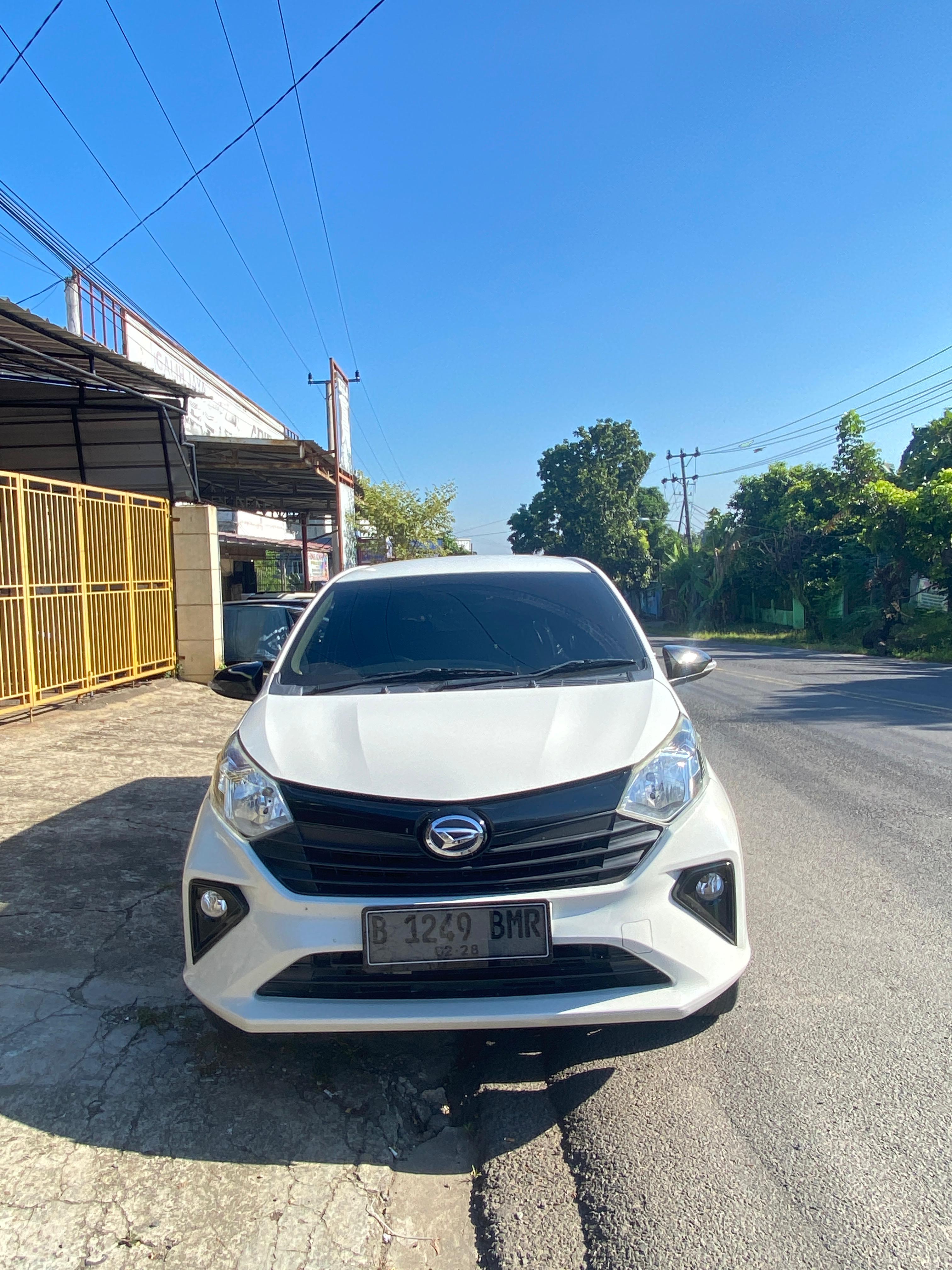 Daihatsu SIGRA D