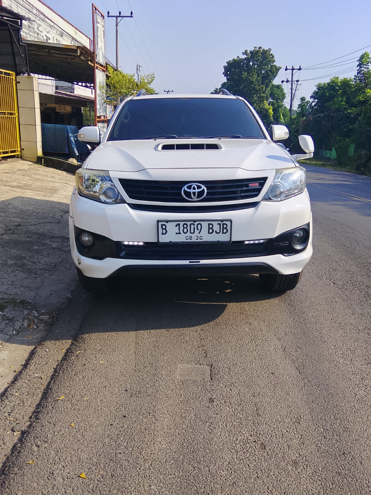 Toyota FORTUNER VNT G AT