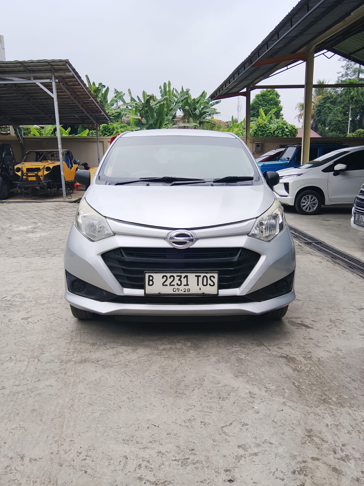 Daihatsu SIGRA D MT