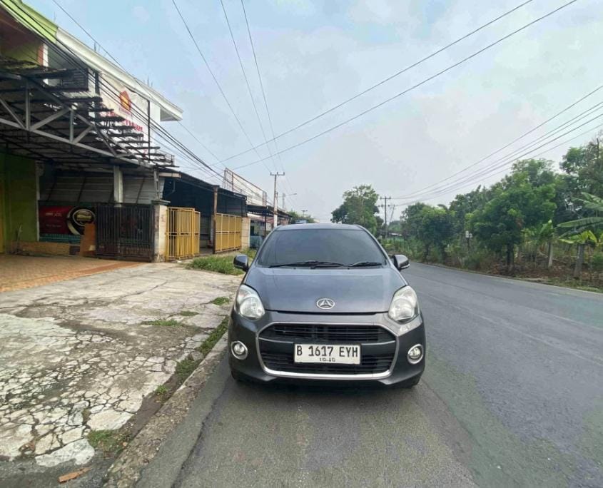 Daihatsu AYLA X AT